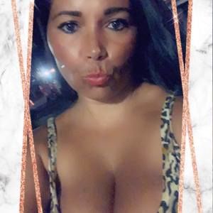 Meet your Posher, Leeann